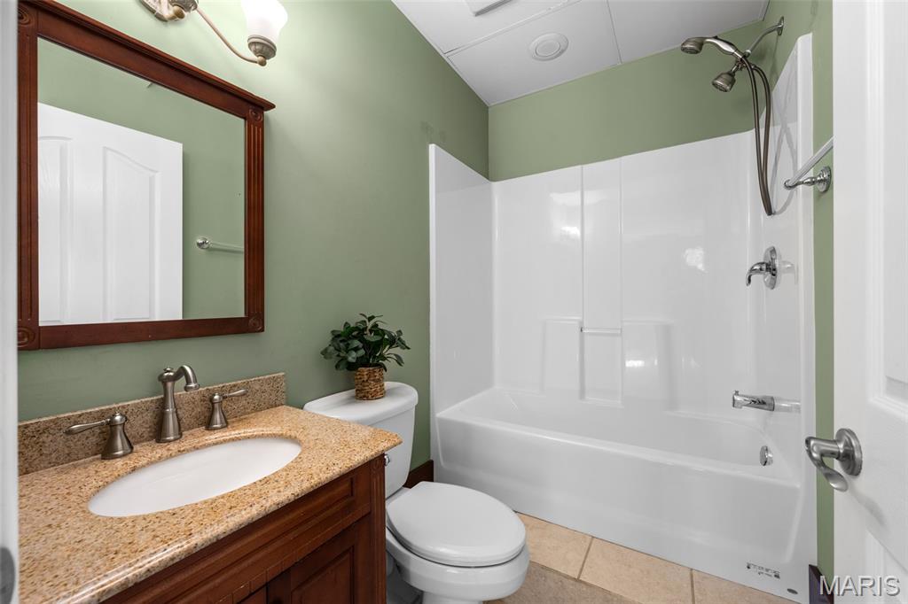 Imperial Hills 03 - Residential