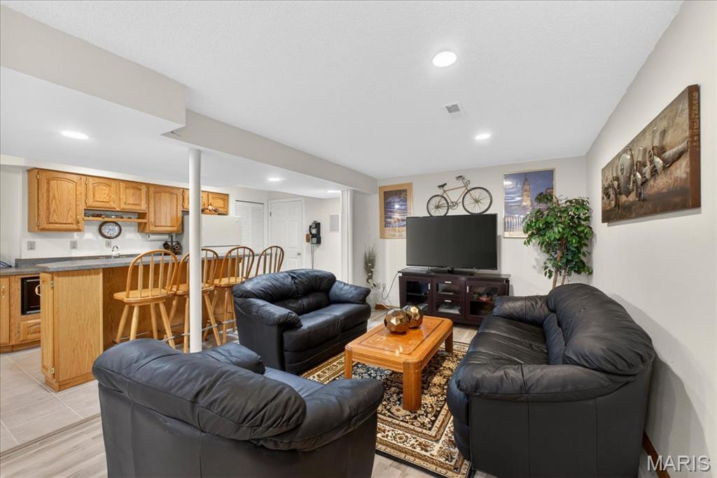 Lake Forest Estates - Residential
