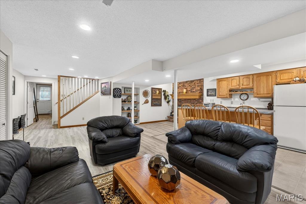 Lake Forest Estates - Residential