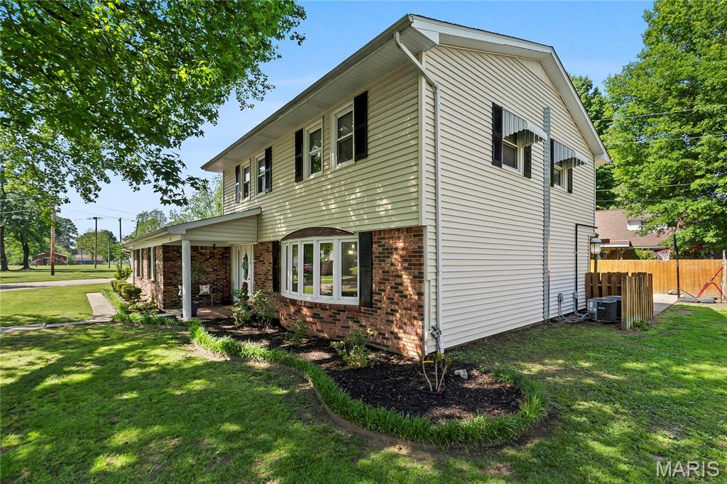 SAM L. HUNTER, JR'S 1ST ADDITION TO NEW MADRID, MO - Residential