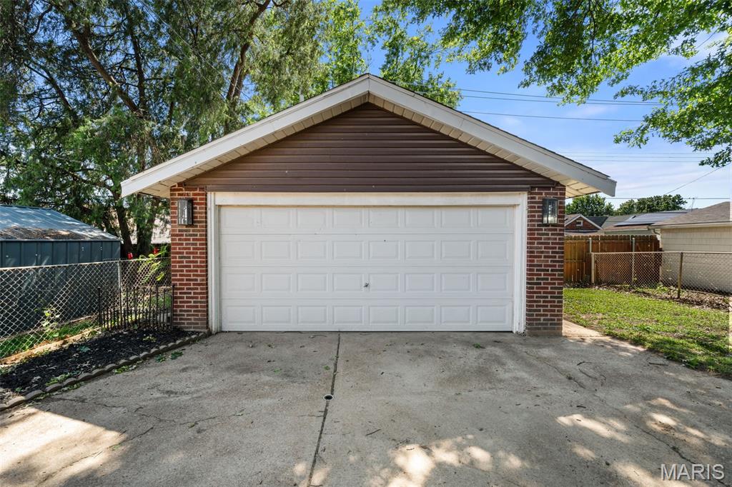 Toenges Add - Residential