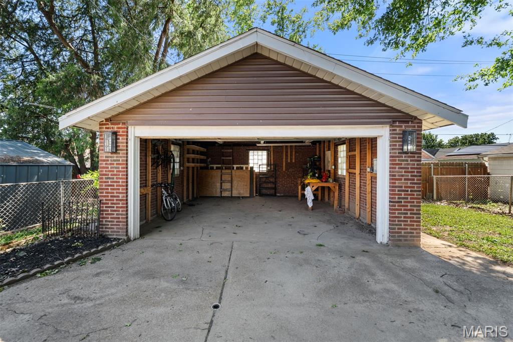 Toenges Add - Residential