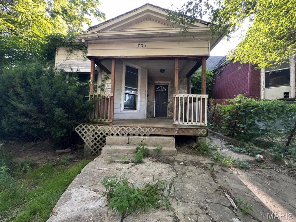 Come check out this great investment opportunity! Being sold as-is, this home contains large, open rooms, a cute, welcoming front porch, and a spacious kitchen. There’s a lot of potential for this to be a wonderful home or a cash flowing rental.