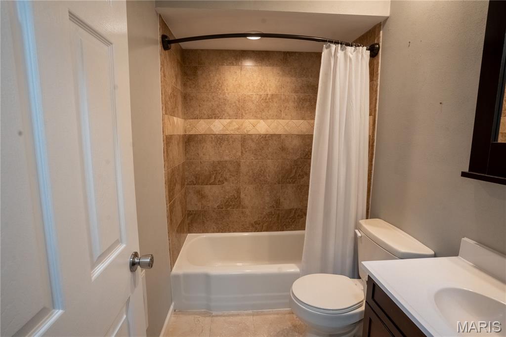 Coach Light Village 1 Amd - Residential