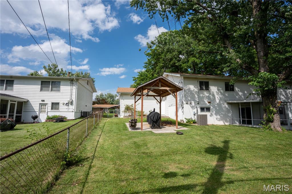 Coach Light Village 1 Amd - Residential
