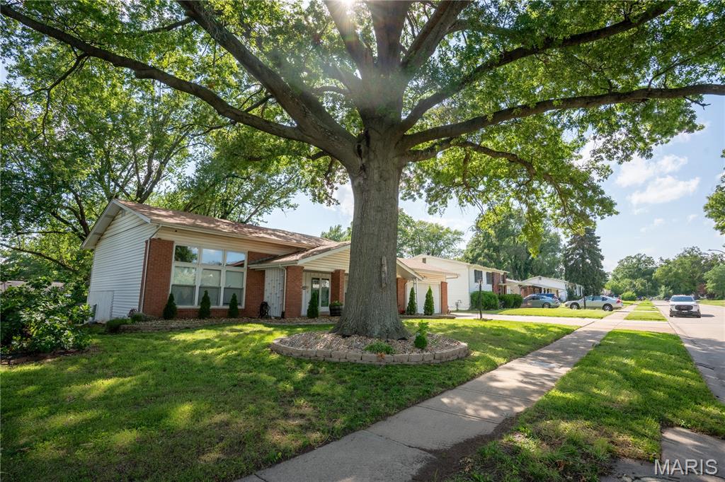 Coach Light Village 1 Amd - Residential
