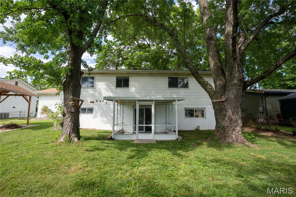Coach Light Village 1 Amd - Residential