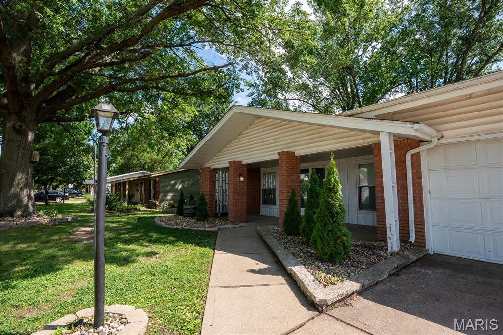 Coach Light Village 1 Amd - Residential