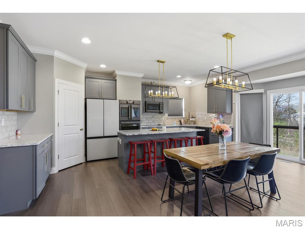 Fox Creek - Residential