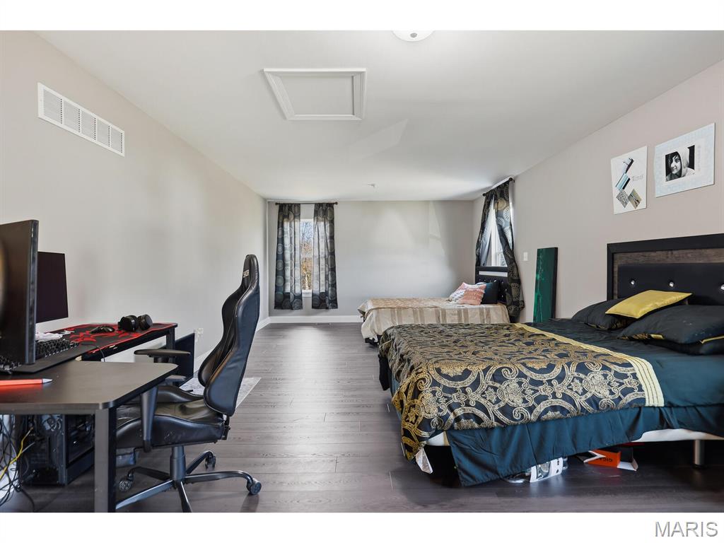 Fox Creek - Residential