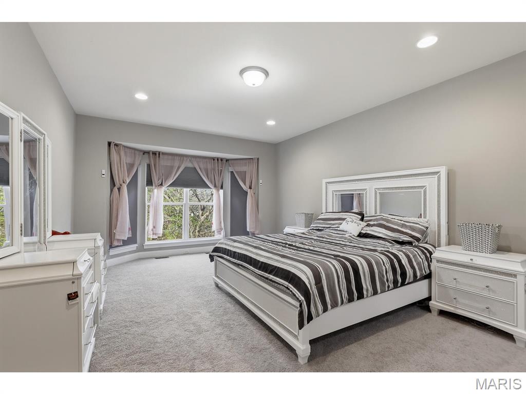 Fox Creek - Residential