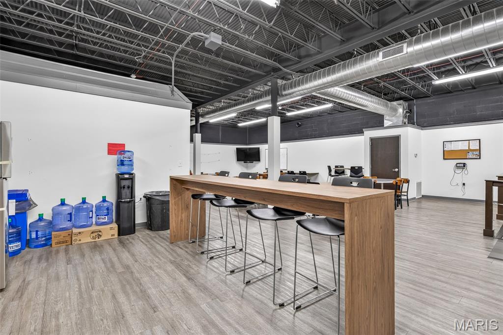 Old Town - Commercial Sale