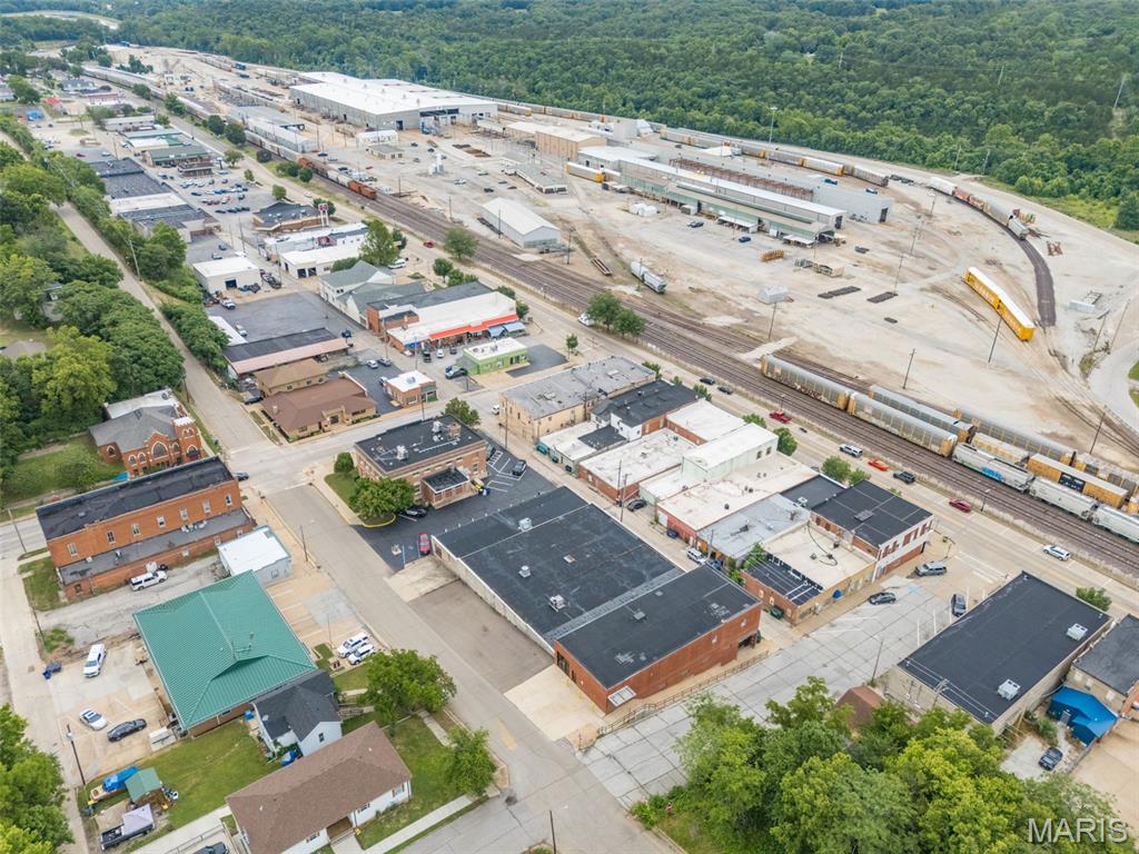 Old Town - Commercial Sale