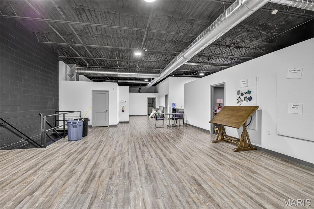 Old Town - Commercial Sale