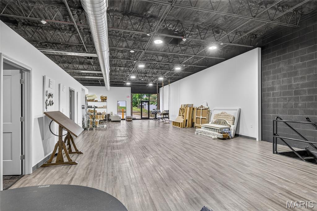 Old Town - Commercial Sale