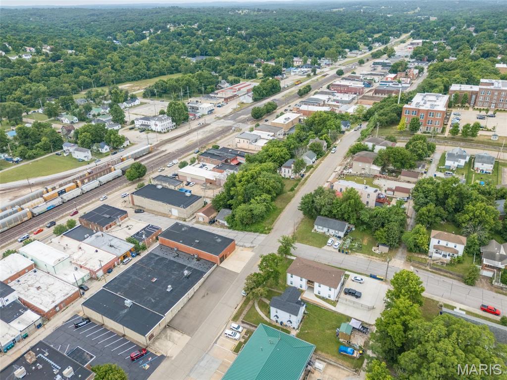 Old Town - Commercial Sale