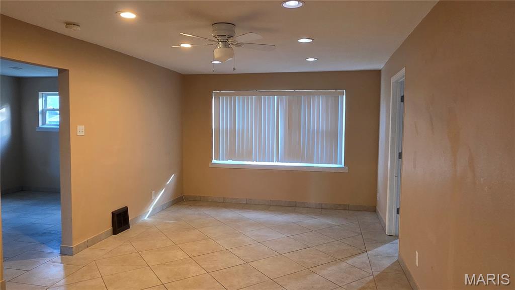 Carondelet Commons - Commercial Sale