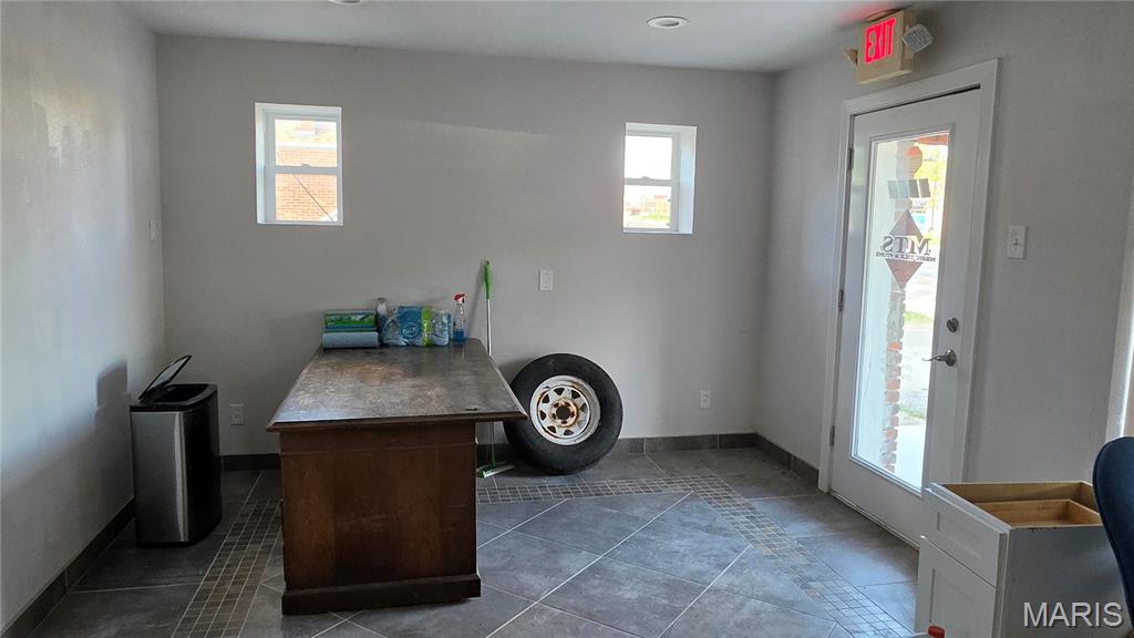 Carondelet Commons - Commercial Sale