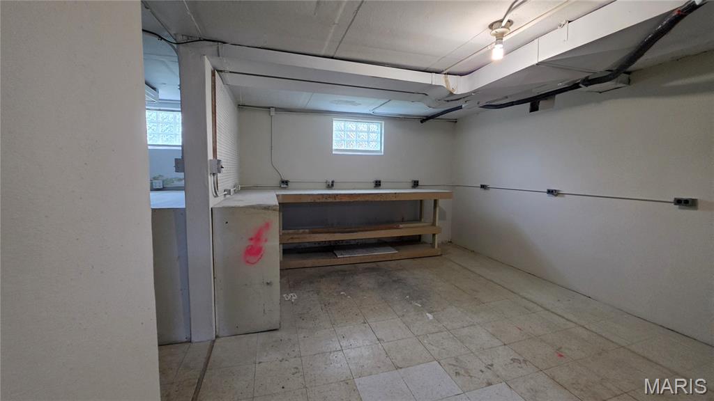 Carondelet Commons - Commercial Sale