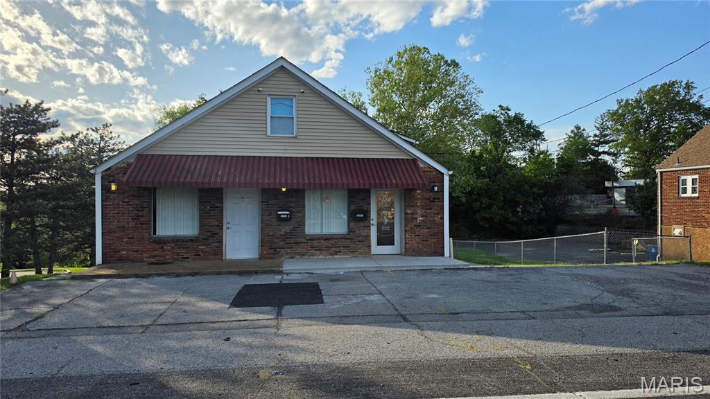 Carondelet Commons - Commercial Sale