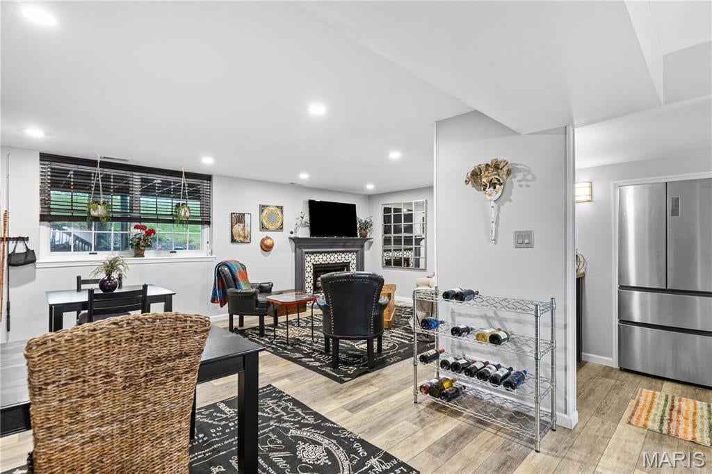 Field Pointe Condomnium Twelve - Residential