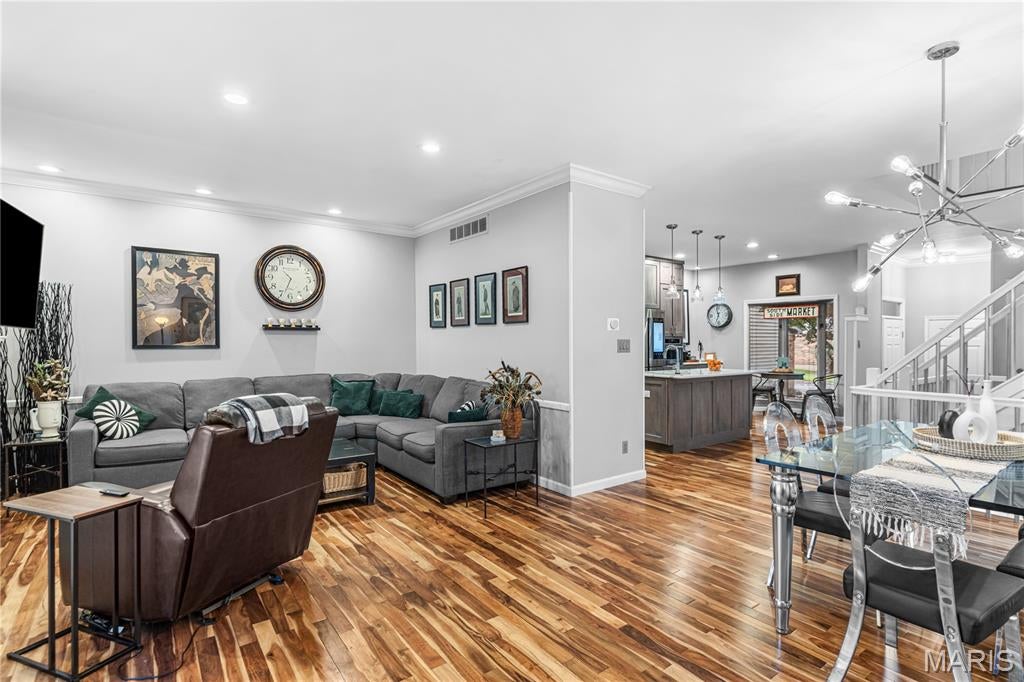 Field Pointe Condomnium Twelve - Residential