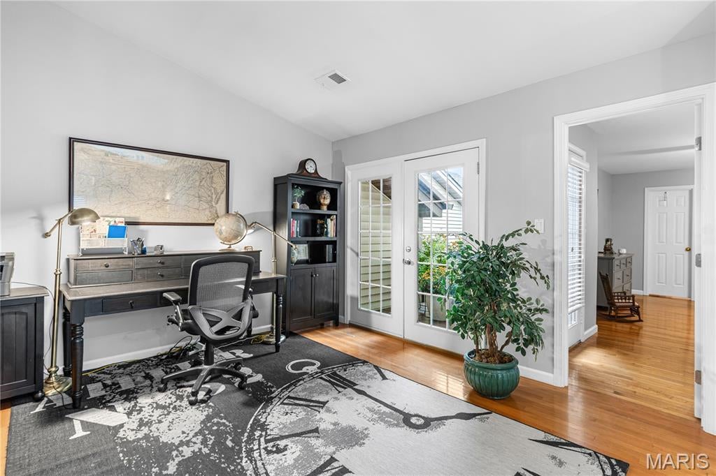Field Pointe Condomnium Twelve - Residential