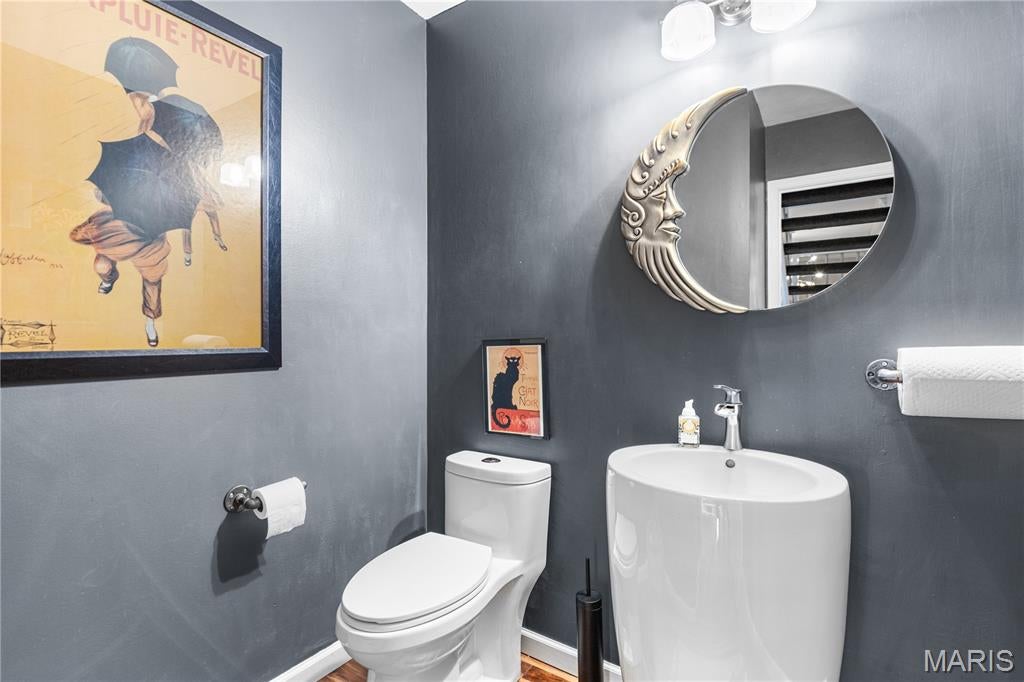 Field Pointe Condomnium Twelve - Residential