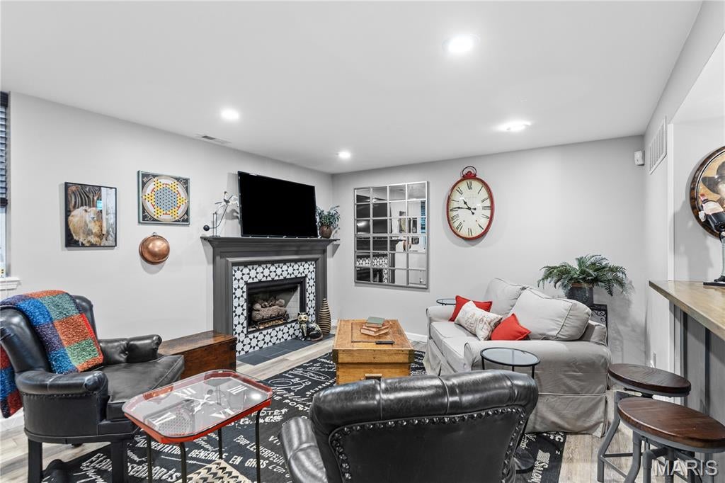 Field Pointe Condomnium Twelve - Residential