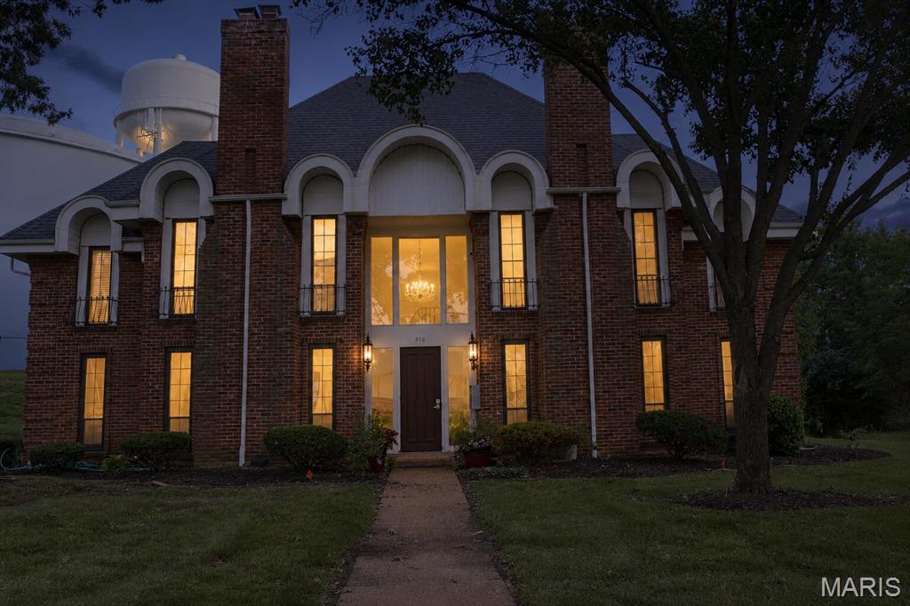 Cambridge Courts Condo - Residential