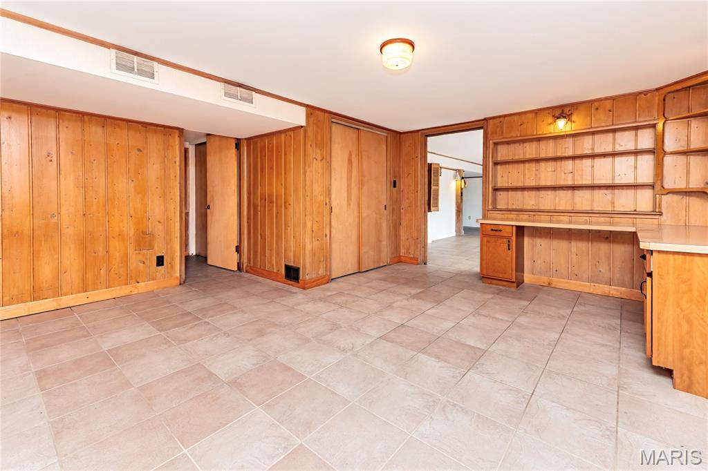Leebur Acres - Residential