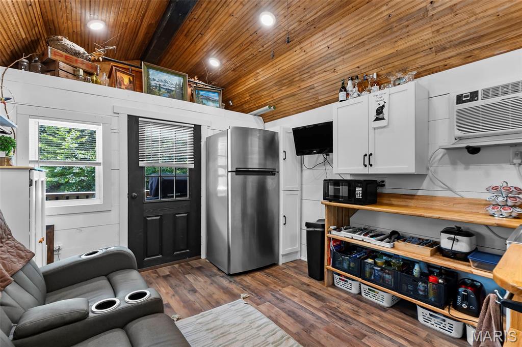 Oakwood Properties Association - Land
