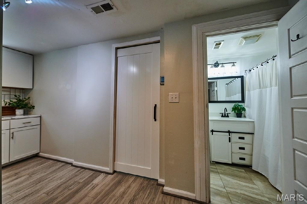 NOT IN A SUBDIVISION - Residential
