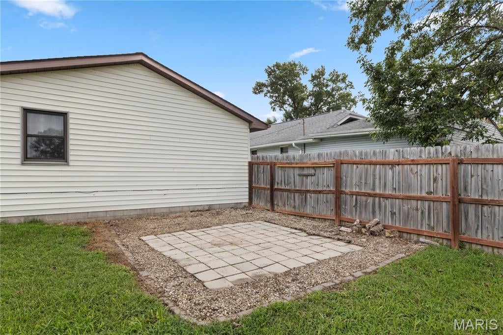 Pontoon Place - Residential