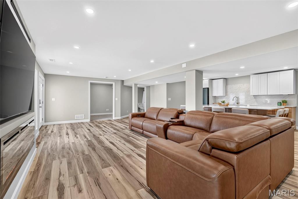 Glen Mdws 01 - Residential