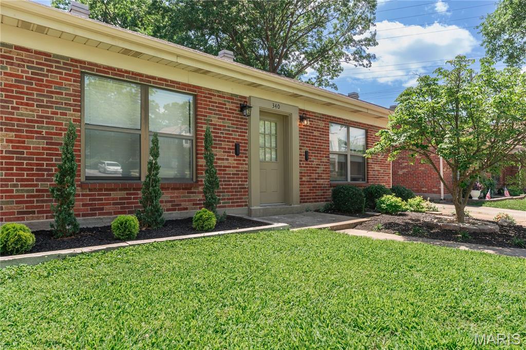 Pasadena Webster - Residential Income