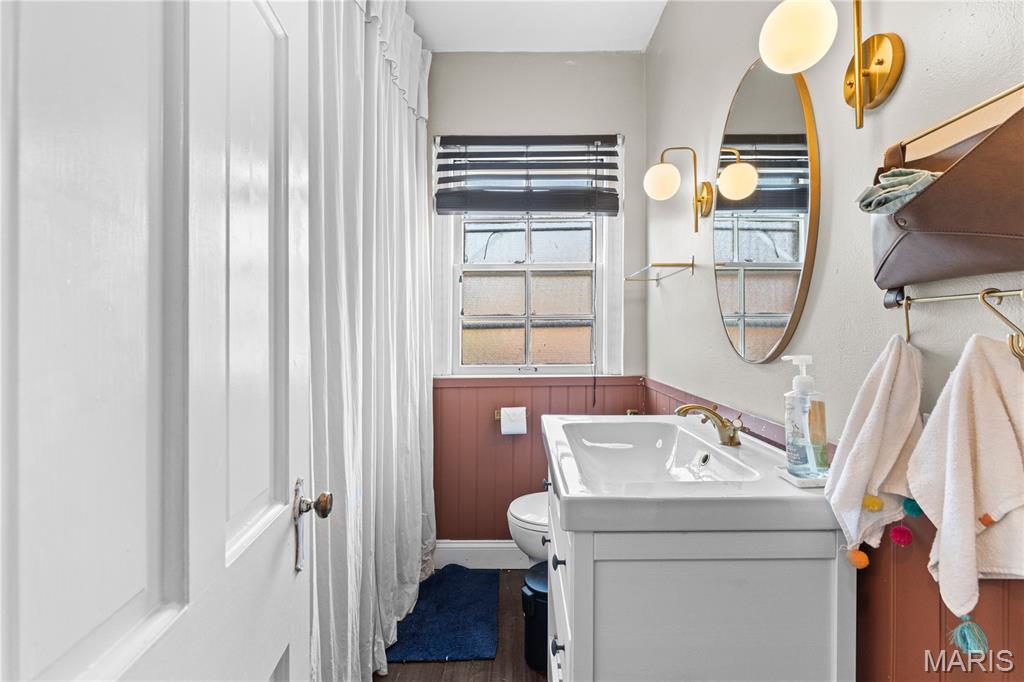 Davis Place Condo - Residential