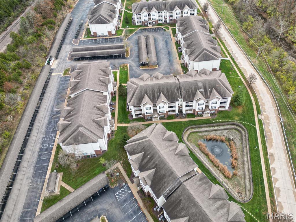 Bridgewater Cove A Condo 4th - Residential