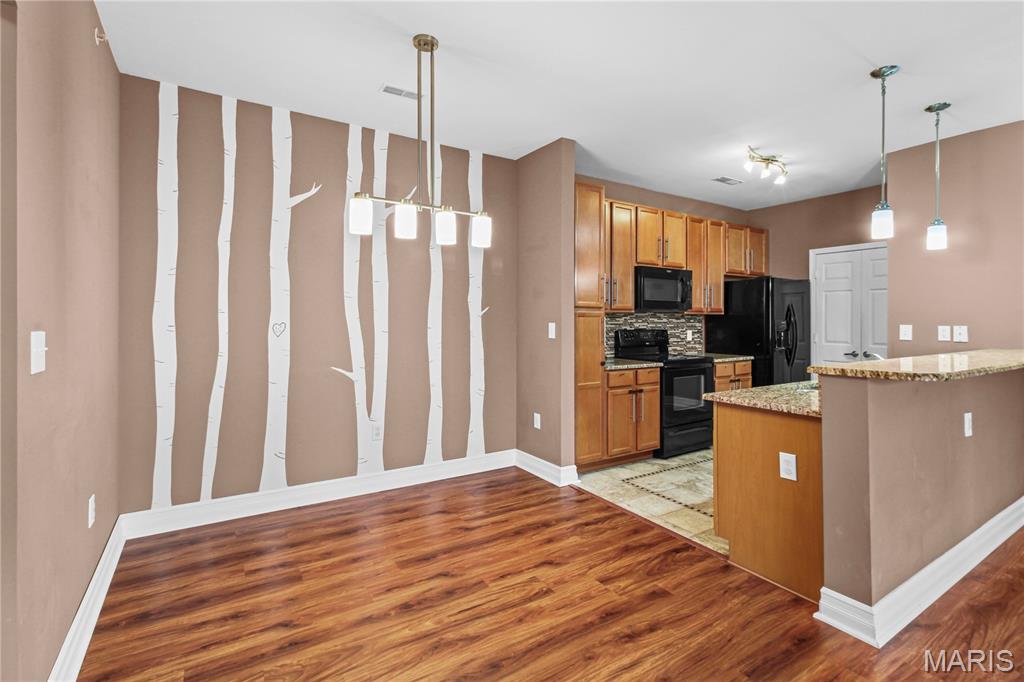 Bridgewater Cove A Condo 4th - Residential