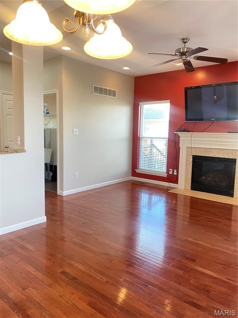400 North Sarah Street - Residential