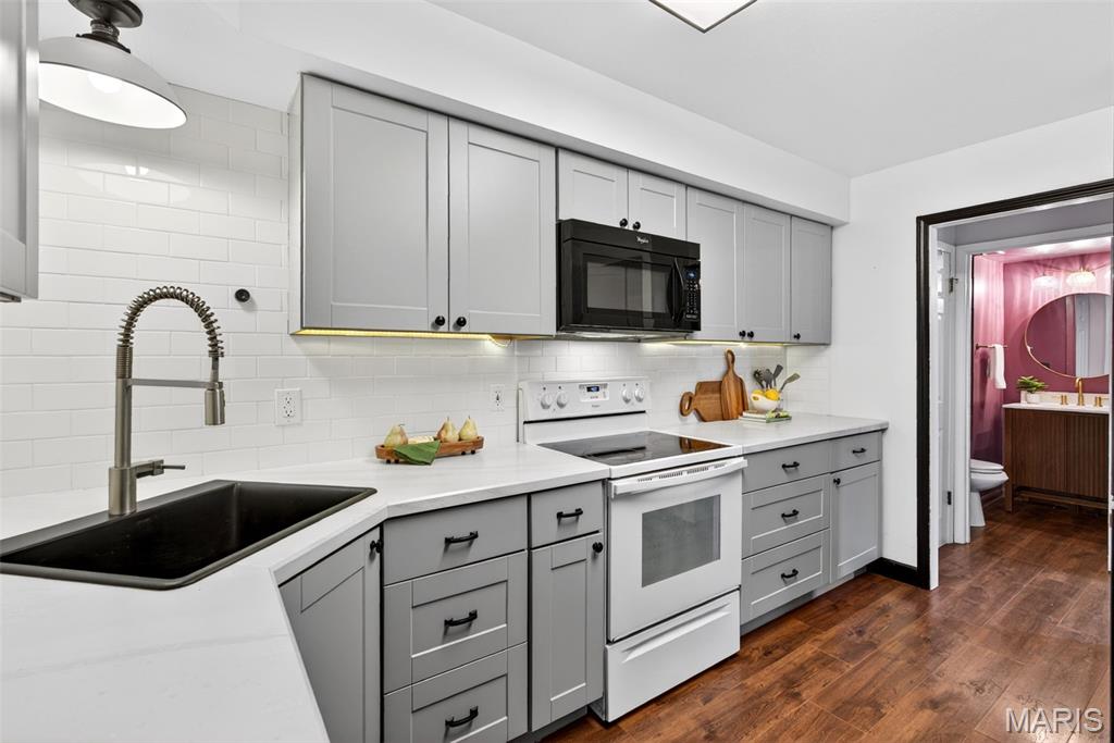 Westglen Village 5 - Residential