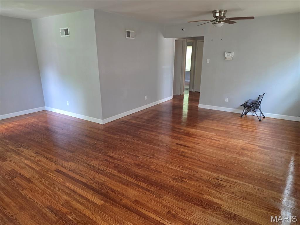 West Walnut Manor - Residential