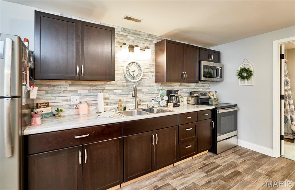 Peine Lake Estate #1 - Residential