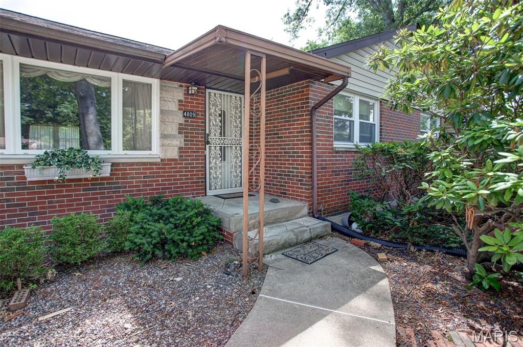 Dadrian Gardens - Residential