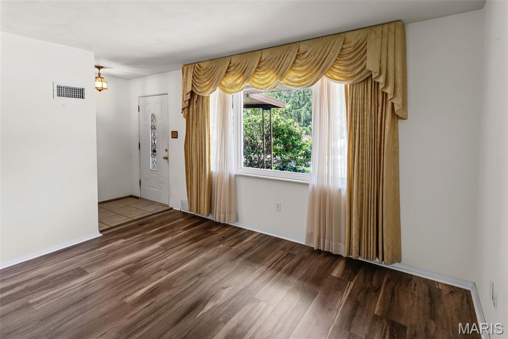 Dadrian Gardens - Residential