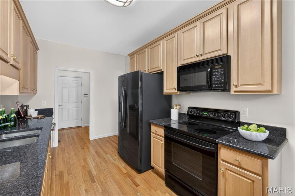 Villas At Worthington A Condo - Residential