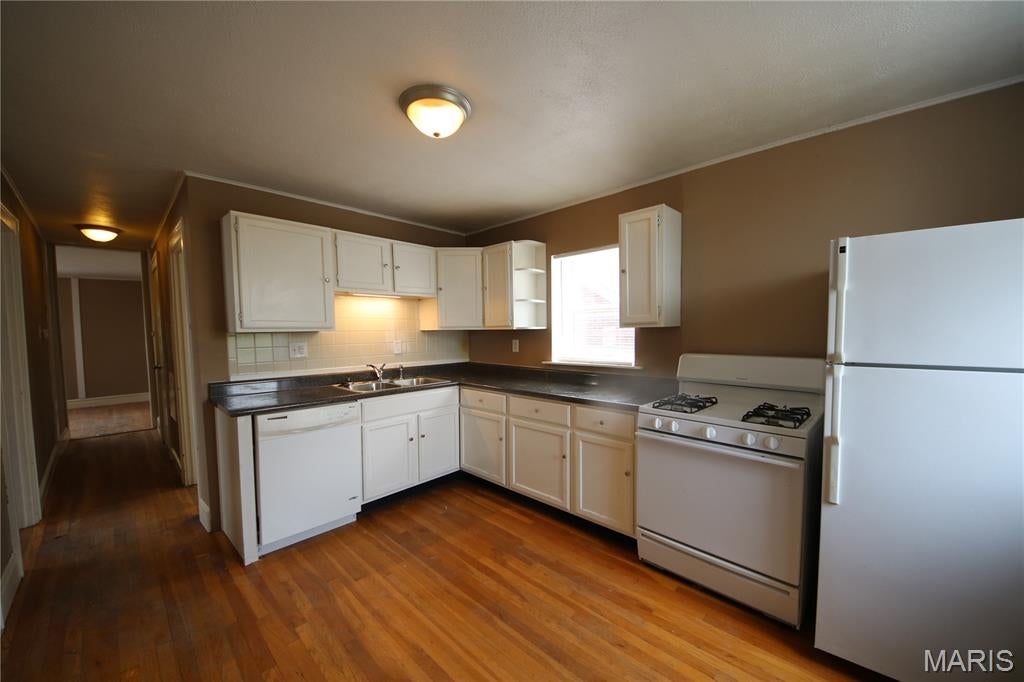 Arsenal-Watson Park - Residential Income