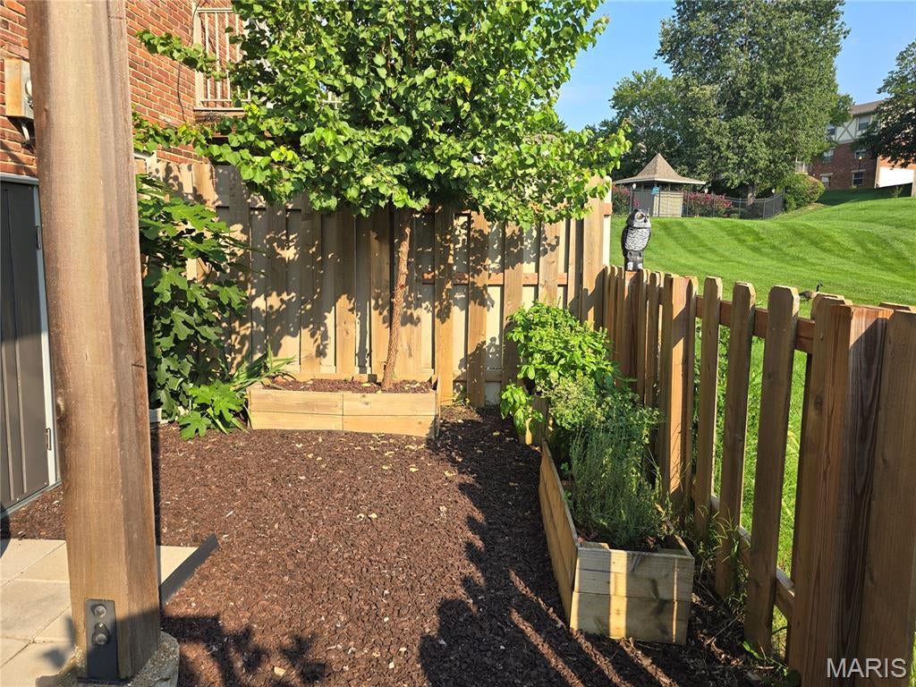 Queen Anne Condo - Residential
