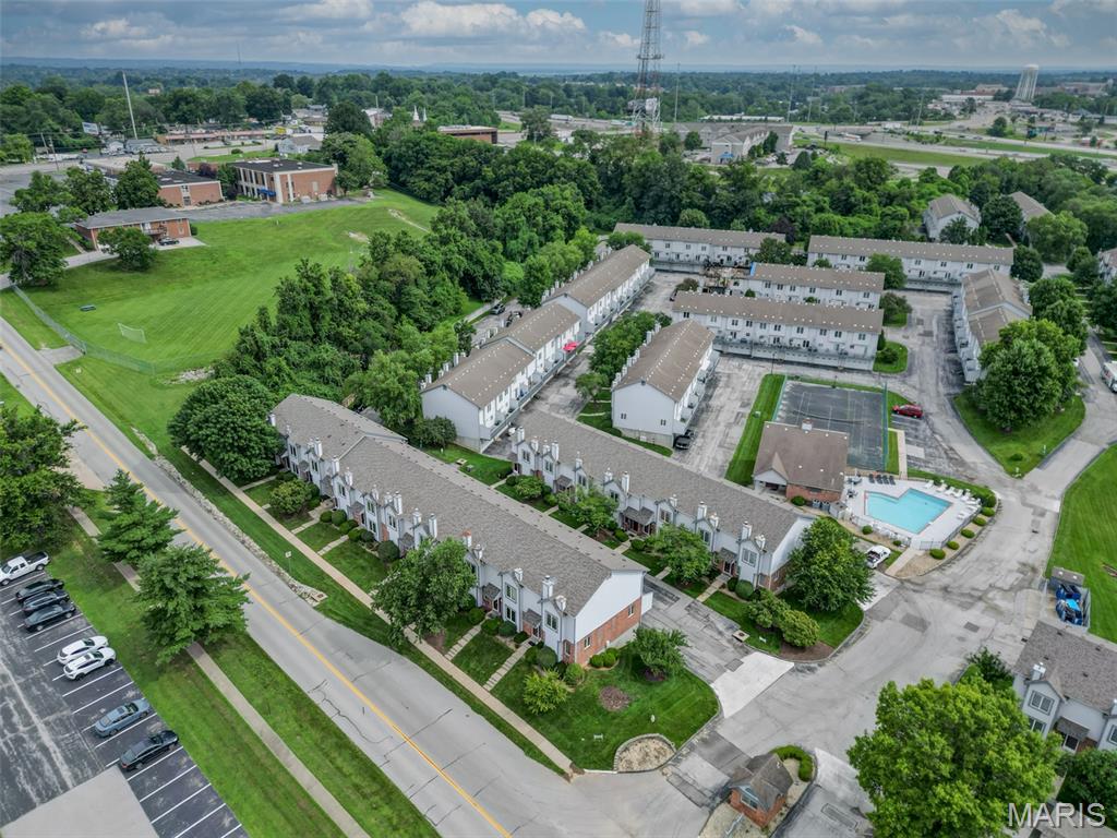 Sherman Meadows Twnhms - Residential