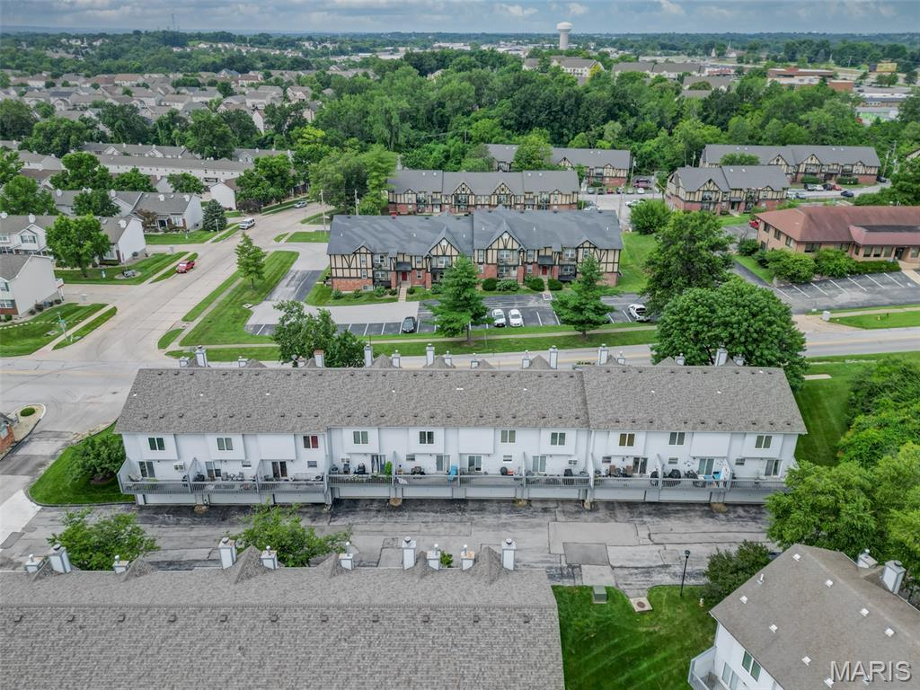 Sherman Meadows Twnhms - Residential